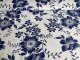Bavlněná látka metráž - Velké modré květy na bílé š.160