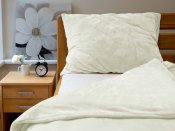 Mikroflanelov povleen - smetanov