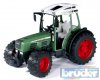 BRUDER 02100 (2100) Traktor FENDT Farmer